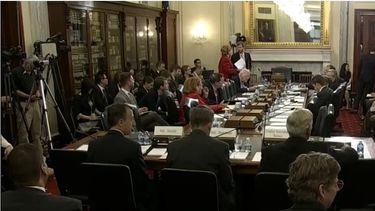 Audiencia senatorial sobre posibilidad de negocios agrícolas con Cuba.
