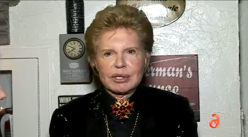 Walter Mercado Estrena Imagen Y Lanza En Miami Su Nueva Línea De Productos Para La Buena Suerte [VIDEO]