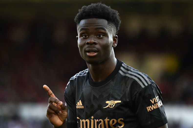 El delantero de Arsenal Bukayo Saka durante el partido contra Nottingham Forest en la Liga Premier, el sábado 20 de mayo de 2023. (AP Foto/Rui Vieira)