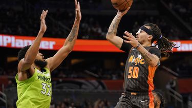 Magic pone fin a racha de Timberwolves
