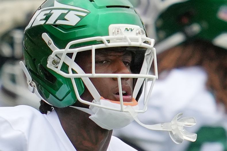 El cornerback de los Jets de Nueva York Sauce Gardner durante un entrenamiento en The Grove en Watford, Inglaterra el miércoles 8 de octubre del 2025. (AP Foto/Kin Cheung)