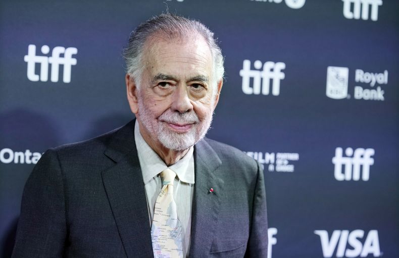 Francis Ford Coppola, guionista y director de Megalopolis, posa en el estreno del filme en el Roy Thomson Hall durante el Festival Internacional de Cine de Toronto, el lunes 9 de septiembre de 2024, en Toronto. (Foto AP/Chris Pizzello)