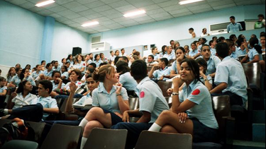 cae otro simbolo: vocacional lenin en la habana, de la destruccion al cierre