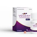 Esta foto sin fecha facilitada por Astellas Pharma muestra una caja del medicamento Veozah que la autoridad sanitaria de Estados Unidos ha aprobado y sirve a las mujeres que enfrentan los incómodos sofocos de la menopausia. (Astellas Pharma vía AP)