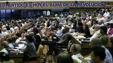 americateve | En la empresa del ferrocarril donde trabajaban había problemas salariales, no se les pagaba a tiempo y se fueron a un paro de dos días.