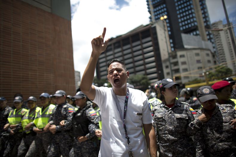 AMS-GEN_VENEZUELA-CRISIS_POLITICA-0.jpg