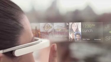 americateve | Ya se conoce el Google Glass, pero ahora el gigante del internet quiere ir aún más allá.