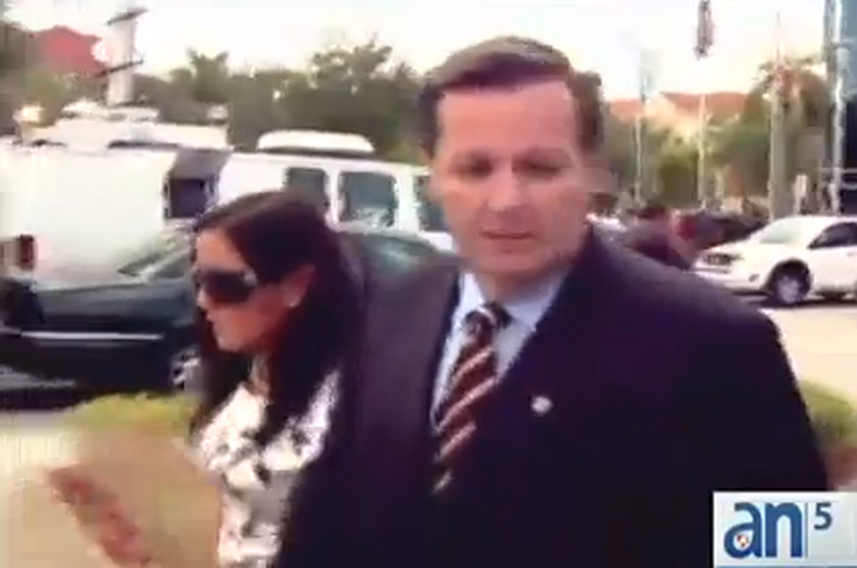 Se presentó en corte el que era abogado del ex alcalde julio Robaina cuando se inició la investigación por evasión de impuestos en su contra.