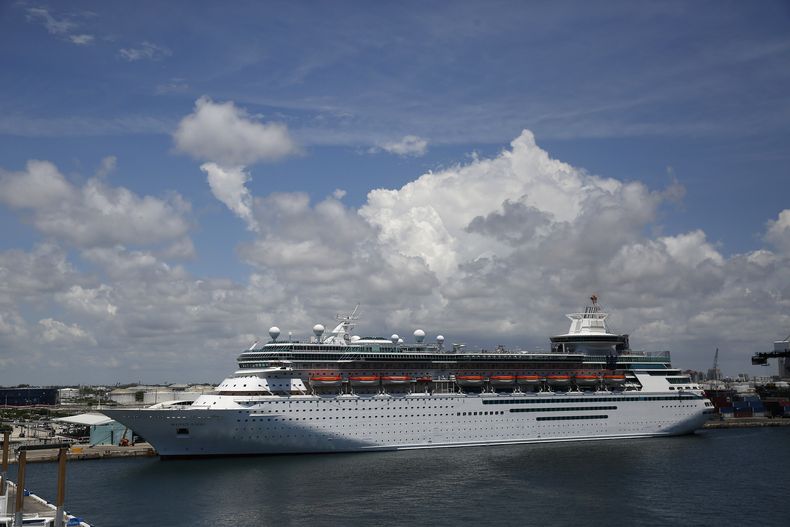AMN-ECO_CUBA-CRUCEROS-0.jpg