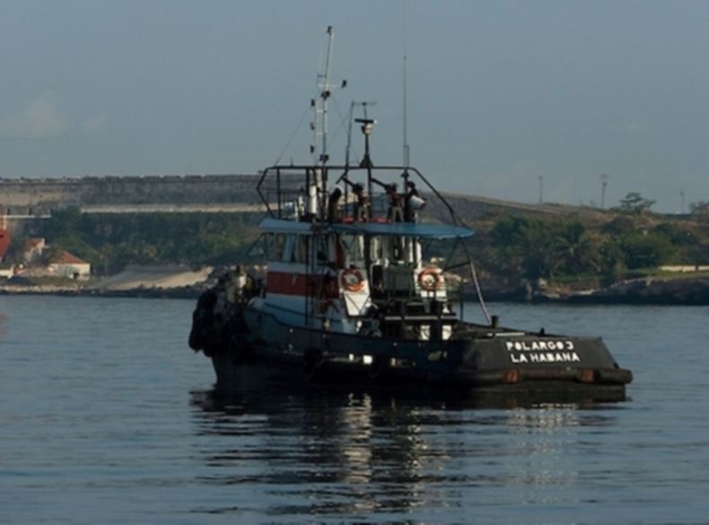 Un remolcador tipo Polargo en el puerto de La Habana.