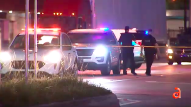 un hombre resulto gravemente herido, tras ser atropellado por un autobus del sistema de transporte del condado miami-dade.