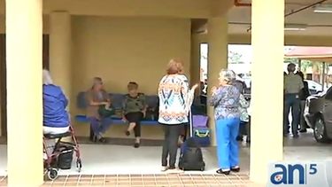 americateve | Los residentes de Sweetwater están enojados tras conocer que la ciudad deberá pagar un millón de dólares por dinero malversado de los comedores para ancianos. Es por eso que le están exigiendo al ex alcalde Manny Maroño que sea el quien lo pague