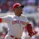 Greene debuta en MLB con Rojos en triunfo sobre Bravos