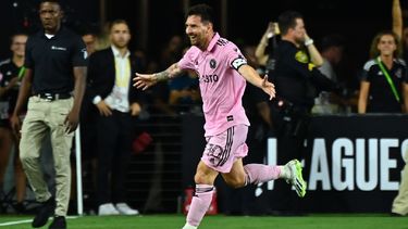 messi solo necesita 22 minutos para firmar su primer doblete en el inter miami