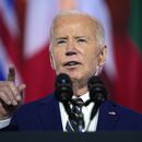 El presidente Joe Biden pronuncia un discurso sobre el septuagésimo quinto aniversario de la OTAN en el Auditorio Andrew W. Mellon, el martes 9 de julio de 2024, en Washington. (AP Foto/Evan Vucci)