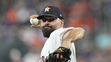 Mancini debuta con Astros y aporta jonrón ante Medias Rojas