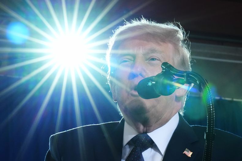 El presidente Donald Trump habla en Rockland Community College, el 22 de mayo de 2026, en Suffern, Nueva York (AP Foto/Alex Brandon)