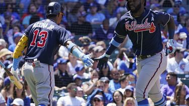 Bravos evitan otra caída al blanquear a Cachorros