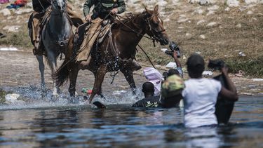 Mayorkas horrorizado por imágenes de campamento migrante