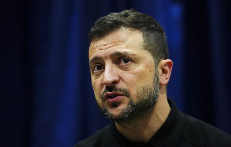 El presidente ucraniano Volodymyr Zelenskyy participa en una reunión bilateral con el primer ministro canadiense Justin Trudeau en la sede de Naciones Unidas, en Nueva York, el martes 24 de septiembre de 2024. (Sean Kilpatrick/The Canadian Press vía AP)