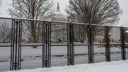 La cerca alrededor del Congreso estadounidense en Washington el 6 de enero del 2025. (AP foto/J. Scott Applewhite)