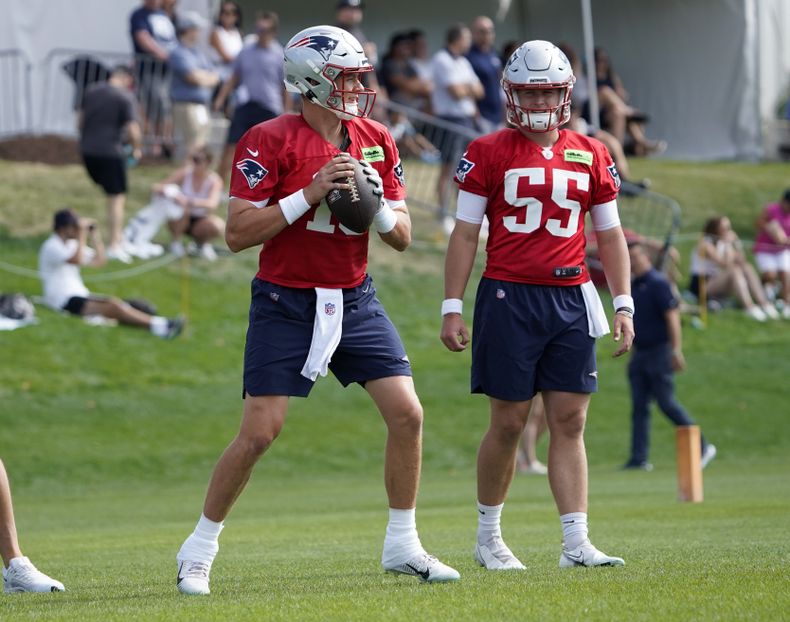 DEP-NFL PATRIOTS-JONES