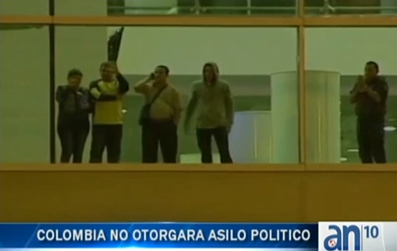 El gobierno de Colombia informó que no concederá asilo político a los 6 cubanos que permanecen retenidos en el Aeropuerto Internacional de Bogotá.