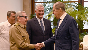 raul castro y el canciller ruso refuerzan en la habana alianza estrategica contra eeuu
