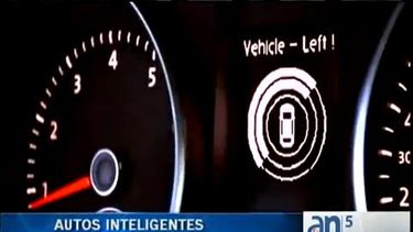 americateve | Las fábricas de autos están estudiando la posibilidad de implementar una tecnología que permitiría que los vehículos se comuniquen entre sí para evitar accidentes.
