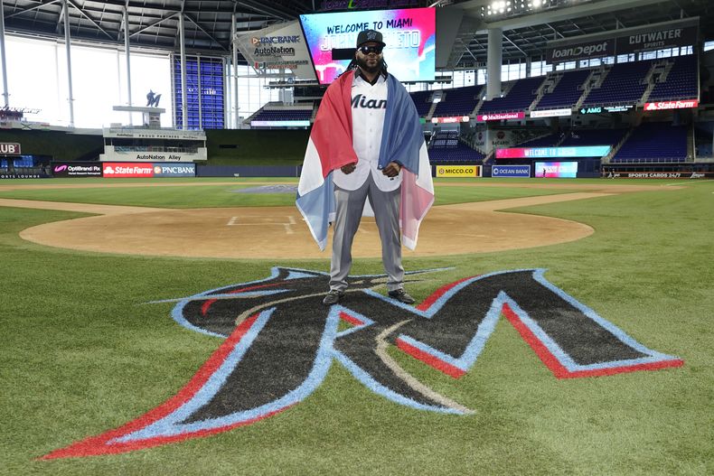 DEP-BEI MARLINS-CUETO