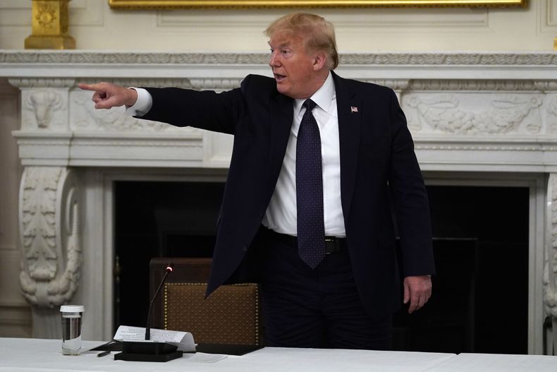 AMN-GEN_CORONAVIRUS-TRUMP-0.jpg