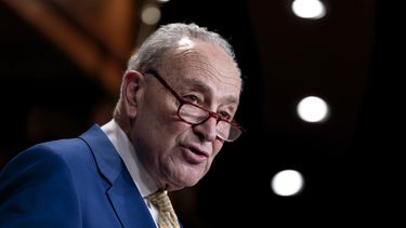El líder de la mayoría demócrata en el Senado, Chuck Schumer, en el Capitolio en Washington, el 13 de febrero de 2024. (Foto AP /J. Scott Applewhite)