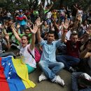 Protesta deja varios heridos en San Cristóbal