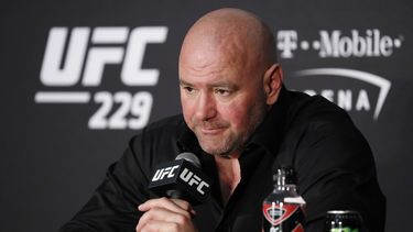UFC cierra espectáculo en Las Vegas a fanáticos y prensa