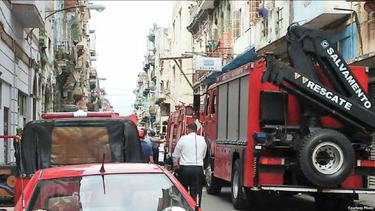 adolescente muerto y decenas de familias sin vivienda por derrumbe en la habana