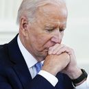 Cae la popularidad de Joe Biden, revela encuesta de la AP