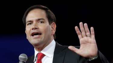 marco rubio a critica fuertemente a su principal rival, donald trump