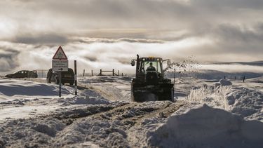 30.000 personas sin luz en Inglaterra, Escocia por tormenta