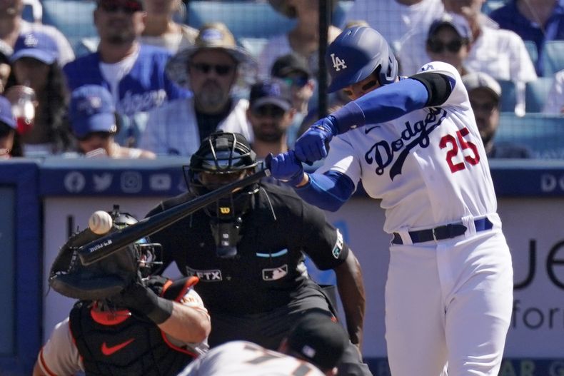 DEP-BEI GIGANTES-DODGERS