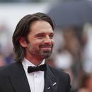 Sebastian Stan posa a su llegada a la premiere de The Apprentice en la 77a edición del Festival de Cine de Cannes, en Francia el lunes 20 de mayo de 2024. (Foto Scott A Garfitt/Invision/AP)