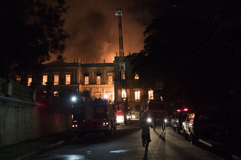 AMS-GEN_BRASIL-INCENDIO-LO_ULTIMO-0.jpg