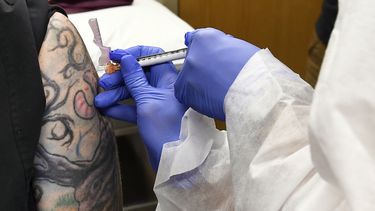 EEUU no se unirá a iniciativa global de vacuna contra COVID