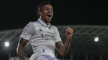 Atlético se impone 2-1 al Girona con doblete de Correa