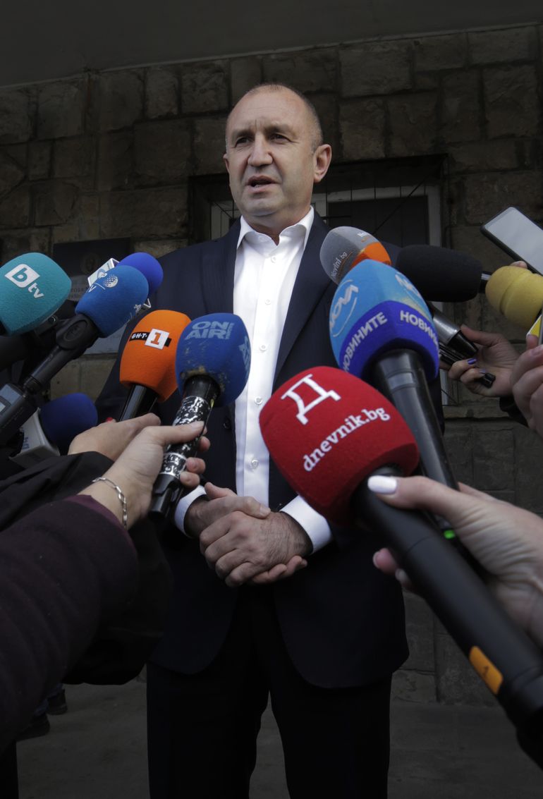 Presidente búlgaro parece encaminado hacia la reelección