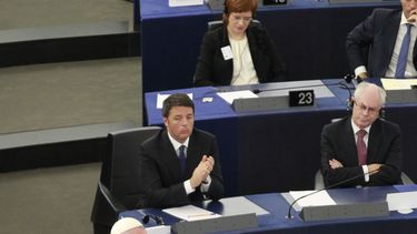 americateve | El papa Francisco durante un discurso en el Parlamento europeo en Estrasburgo, en Francia, el 25 de noviembre de 2014. (Foto AP/Remy de la Mauviniere, Pool)