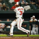 Con jonrón de Mullins en la 10ma, Orioles superan a Rangers