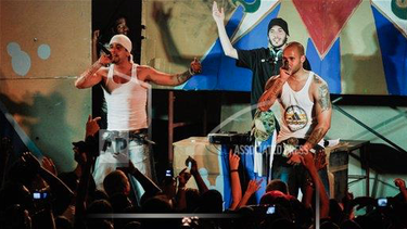 americateve | La idea era usar a los músicos cubanos para "romper con el bloqueo informativo" de la isla y crear una red de jóvenes que buscaran un "cambio social".