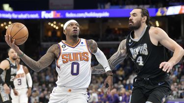 Unos diezmados Suns superan por 125-108 a Grizzlies
