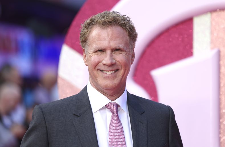 Will Ferrell posa a su llegada al estreno de la película Barbie el miércoles 12 de julio de 2023 en Londres. (Vianney Le Caer/Invision/AP)