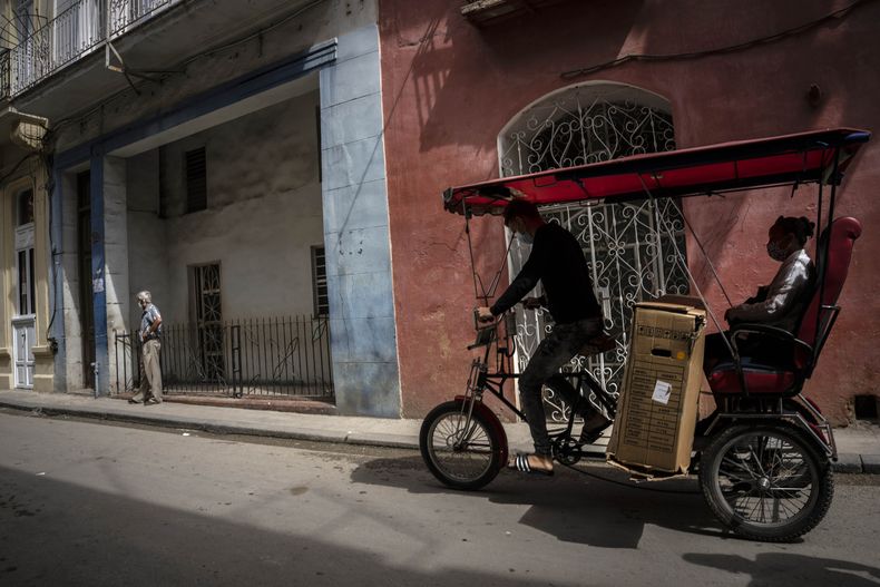 REP-ECO CUBA-ECONOMÍA RETOS